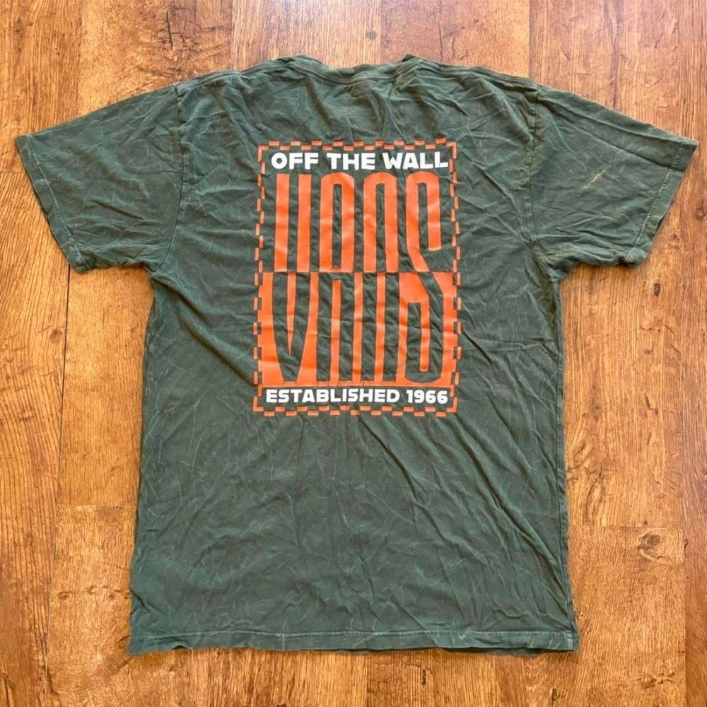 Vans Off The Wall Graphic T-Shirt Faded Green Orange Large Classic Fit Skate Tee